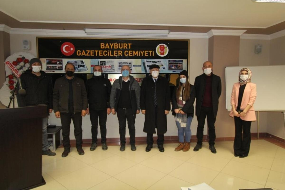 Başkan Pekmezci, basın mensuplarını Gazeteciler Cemiyetinde ziyaret etti