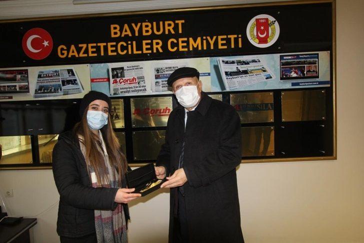 Başkan Pekmezci, basın mensuplarını Gazeteciler Cemiyetinde ziyaret etti G2