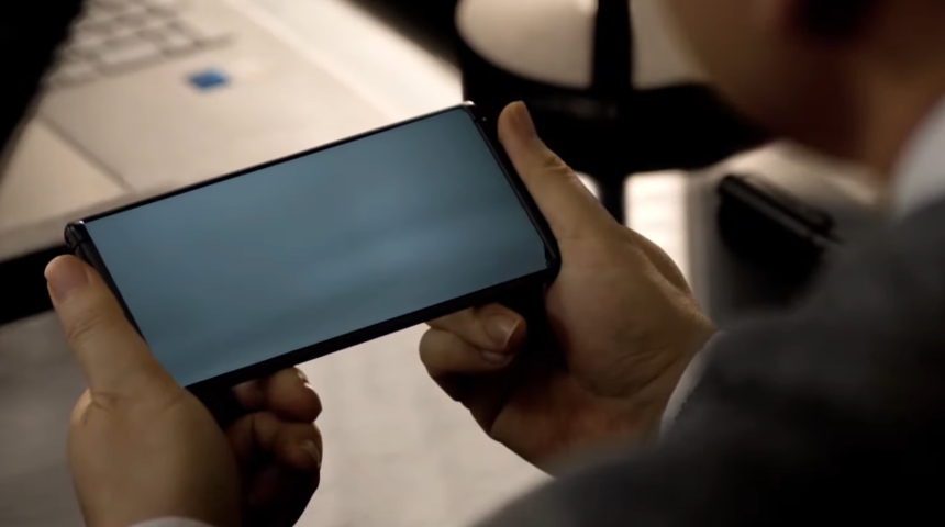 LG Rollable askıya mı alınıyor? LG'den yanıt geldi