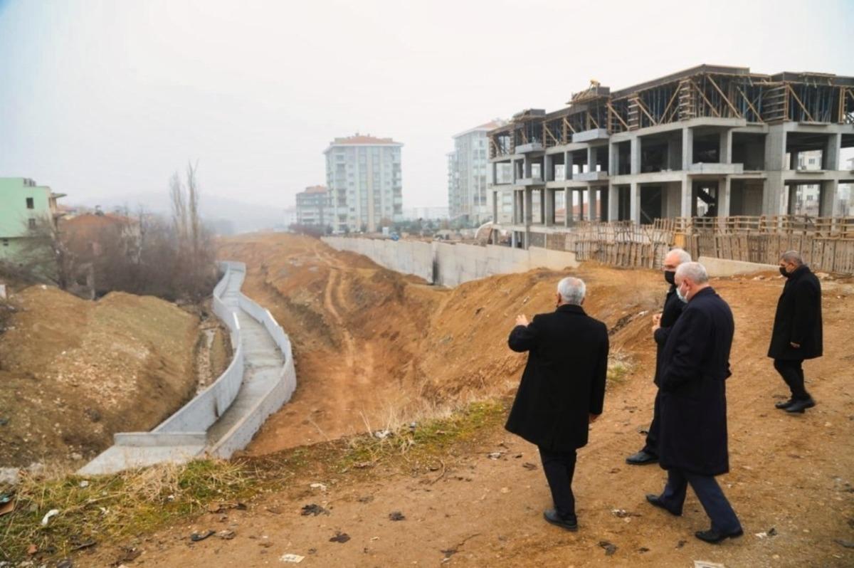 Derme Deresi Islah Projesi ikinci etap &ccedil;alışmaları s&uuml;r&uuml;yor