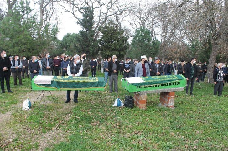 Kazada ölen baba oğul yan yana defnedildi G1