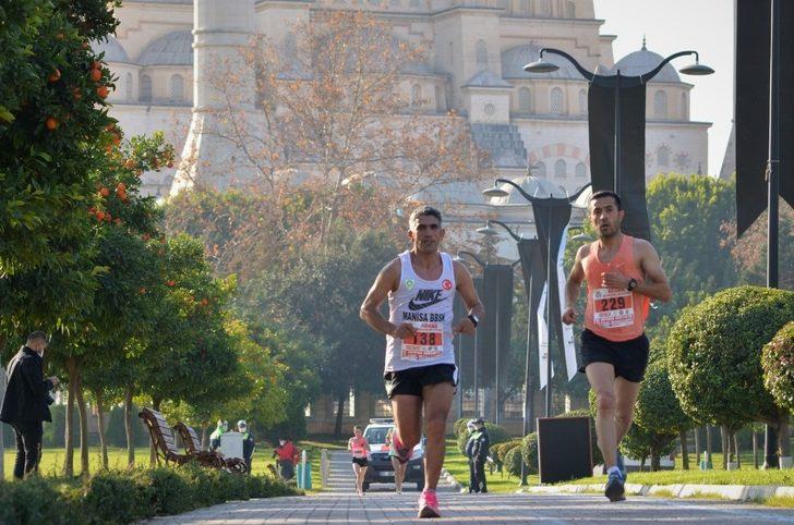 Ahmet Bayram, Adana’dan dereceyle döndü G3