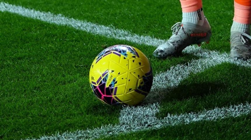 Cumhurbaşkanı Recep Tayyip Erdoğan, amatör futbolcuların sorunlarını dinledi