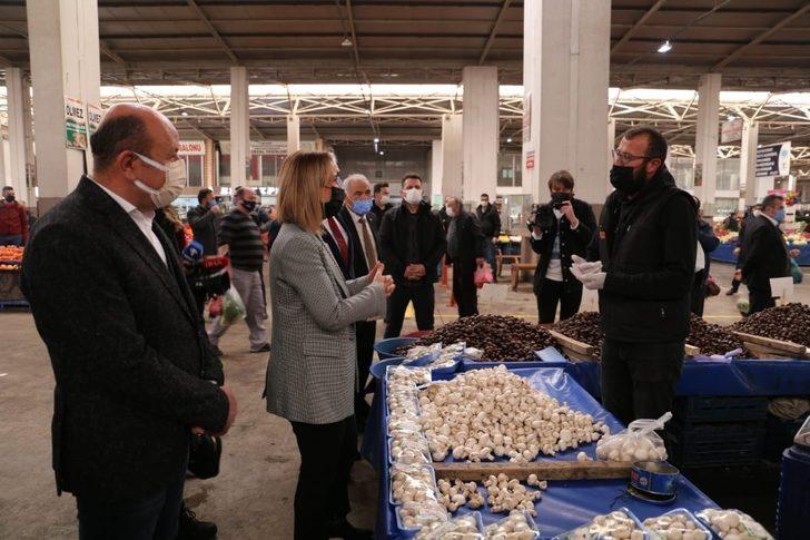 Vali Becel’den pazar esnafına ziyaret G1