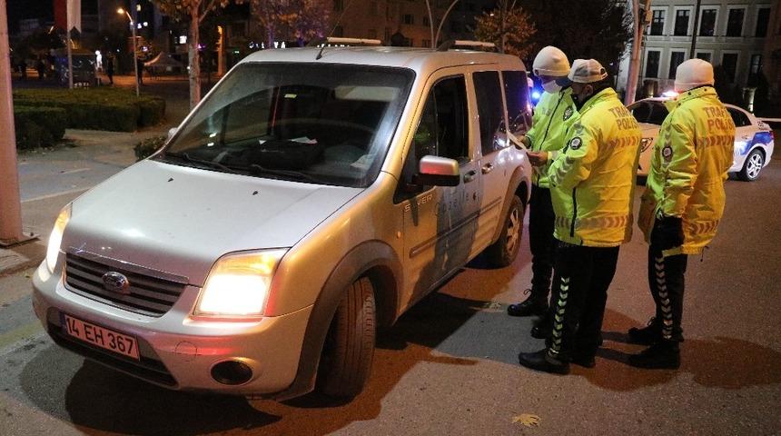 Bolu&rsquo;da sokağa &ccedil;ıkma kısıtlamasına uymayan 59 kişiye 42 bin TL ceza