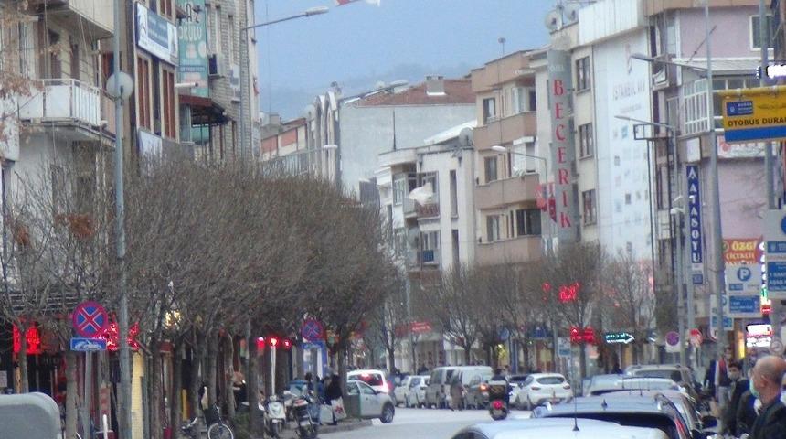 Amerikalı öğrenciler köy okullarını onarıyor