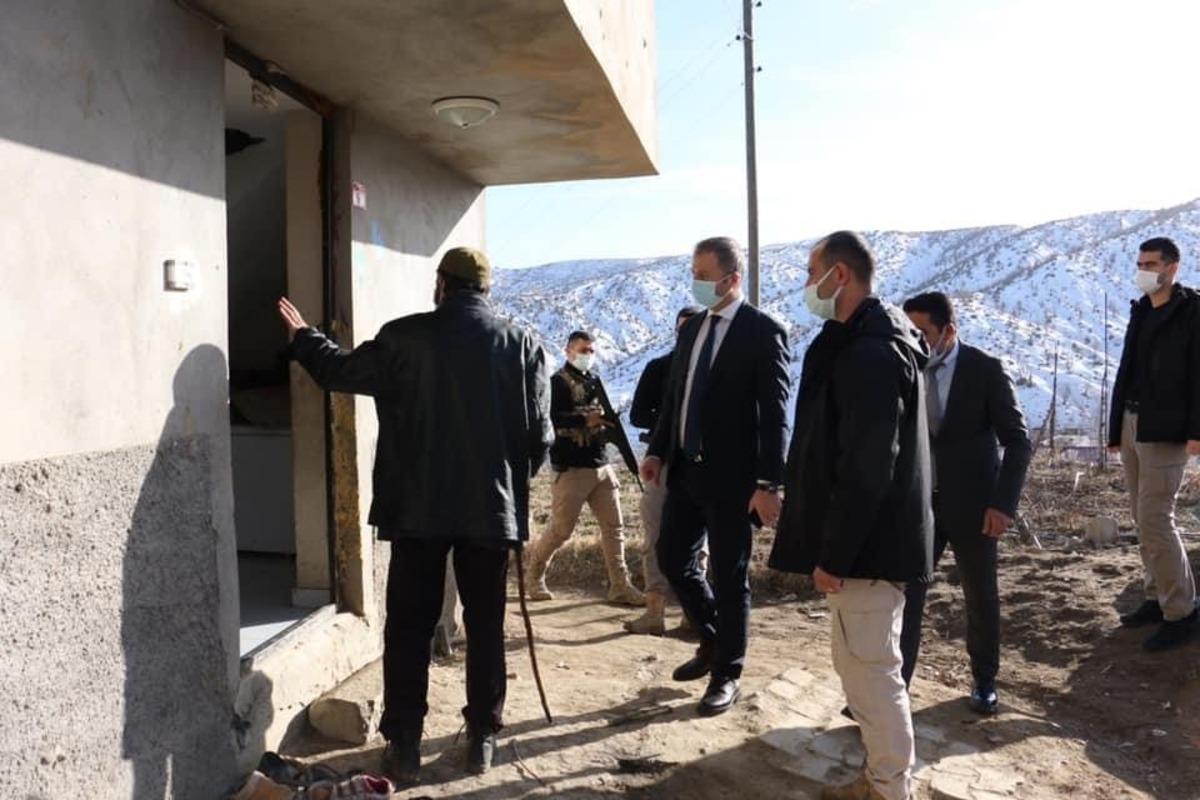 Hizan Kaymakamı Yelek, ev ziyaretlerine devam ediyor