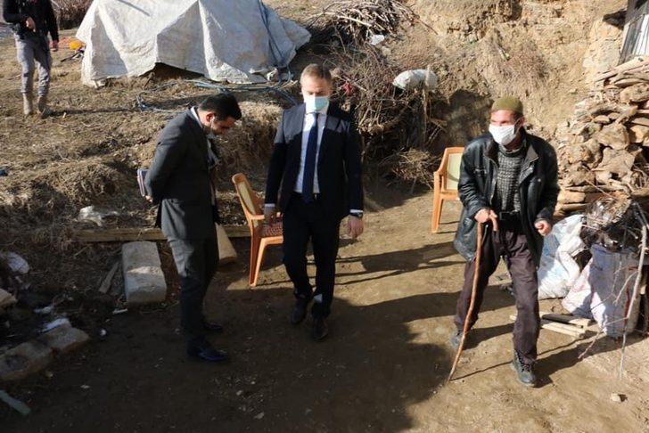 Hizan Kaymakamı Yelek, ev ziyaretlerine devam ediyor G2