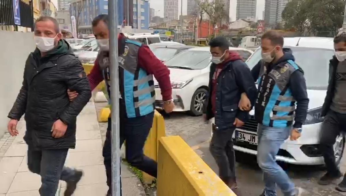 Kadık&ouml;y&rsquo;de değnek&ccedil;ilik yapan 3 şahıs yakalandı