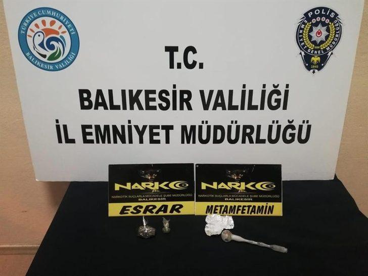 Balıkesir’de polis 10 uyuşturucu şüphelisini yakaladı G3