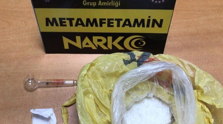 Manisa&rsquo;da zehir tacirleri tutuklandı