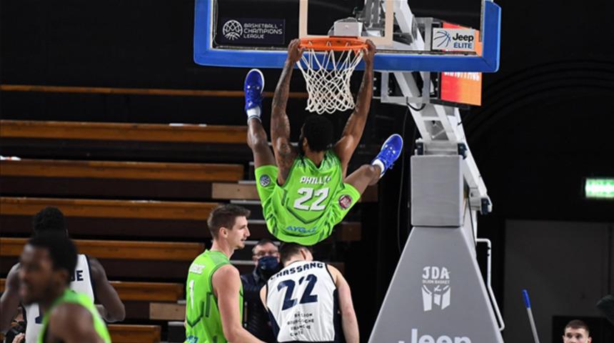 TOFAŞ Fransa deplasmanında rahat kazandı