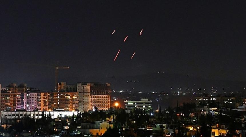 İsrail Suriye'nin Deyrezzor b&ouml;lgesini bombaladı