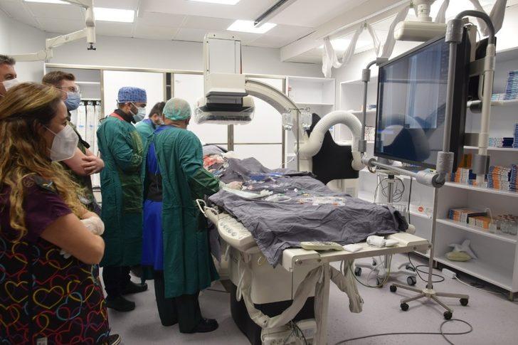 Ayaktaki tıkalı damarlar Perifer Anjiyo ile açılıyor G2