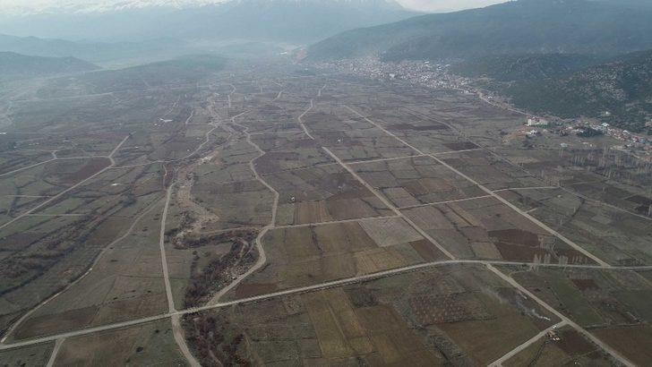 Isparta’da 25 bin 400 dekar tarım alanı suyla buluşacak G3