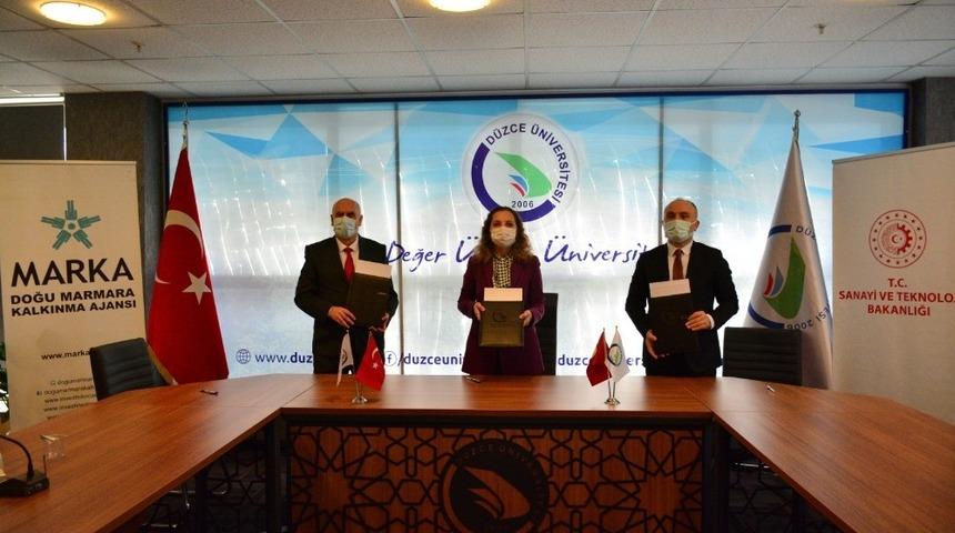 D&uuml;zce &Uuml;niversitesi &ouml;nemli bir iş birliği protokol&uuml;ne daha imza attı