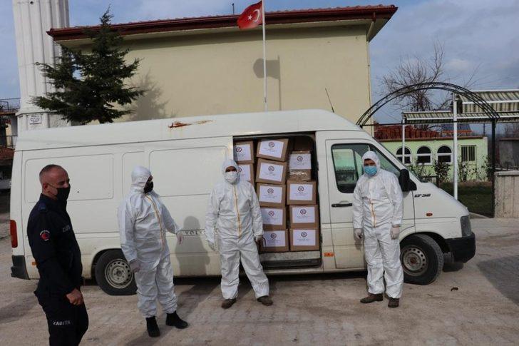 Eğirdir’de karantinadaki 121 haneye gıda ve temizlik malzemesi dağıtıldı G1