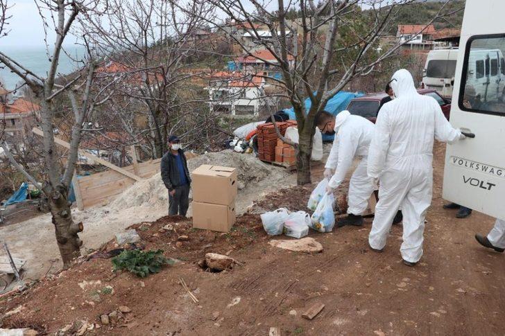 Eğirdir’de karantinadaki 121 haneye gıda ve temizlik malzemesi dağıtıldı G4