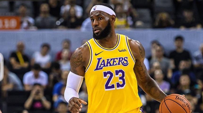 NBA'de Lakers üst üste üçüncü galibiyetini aldı