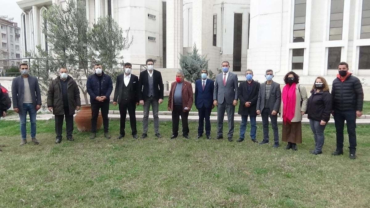 Roman dernekleri Erman Toroğlu hakkında adliyeye su&ccedil; duyurusunda bulundu