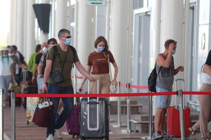 Pandeminin ekonomik şampiyonu turizmde  Antalya oldu G4