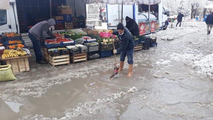 İhsaniye ilçesi karla kaplandı G2