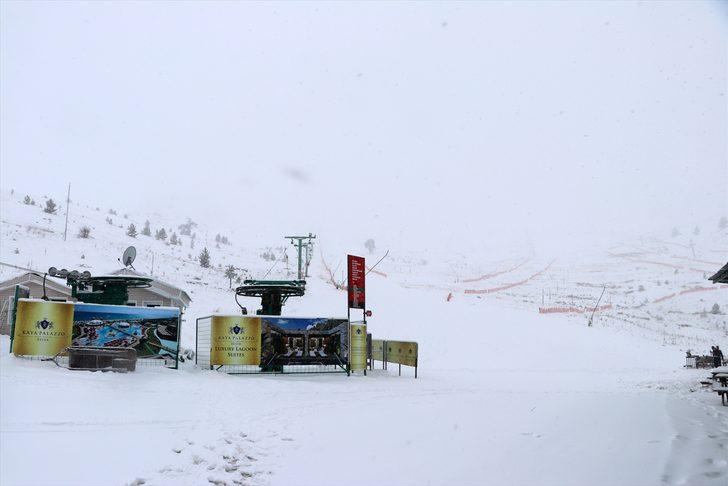 Kartalkaya ve Kartepe'de kar etkili oldu G5