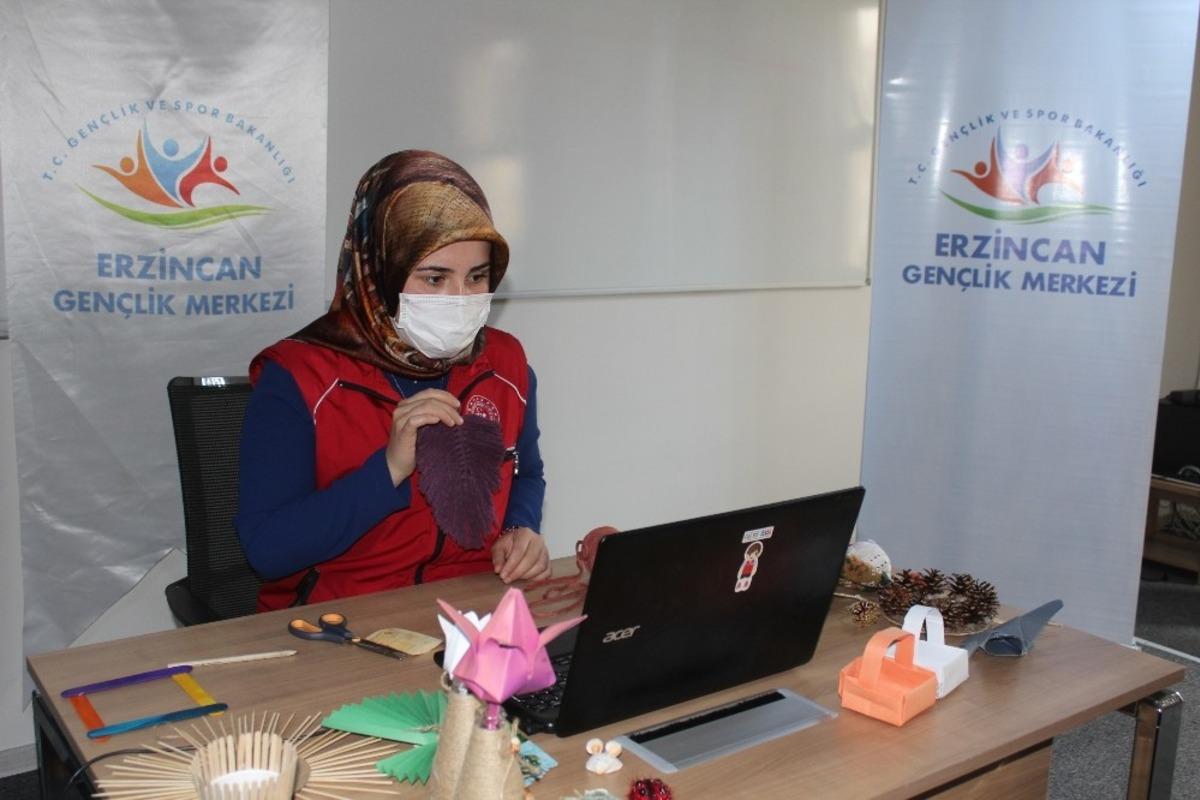 Erzincan&rsquo;da gen&ccedil;ler faaliyetlerini sanal ortama taşıdı