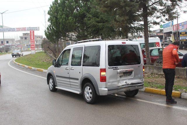 Çarşamba’da trafik kazası: 2 yaralı