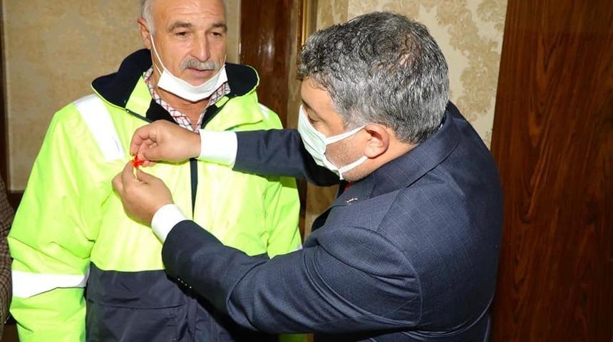 Başkan Şayir&rsquo;den başarılı personele &ouml;d&uuml;l
