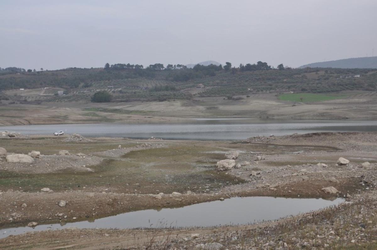 Sevişler Barajı&rsquo;nda su seviyesinde b&uuml;y&uuml;k d&uuml;ş&uuml;ş