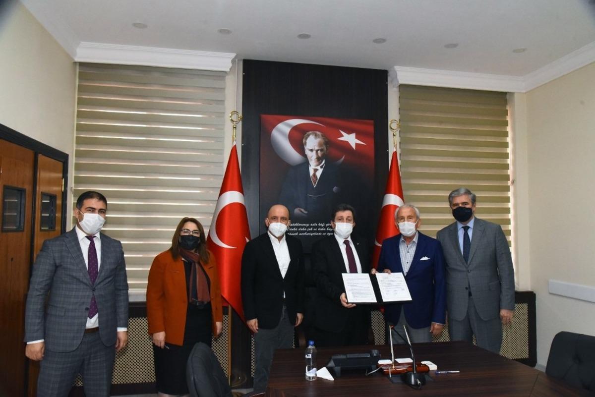 Bodrumlu 3 hayırseverden, 3 okul protokol&uuml;