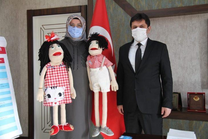 Kuklalarla çevrimiçi derse yoğun ilgi G2