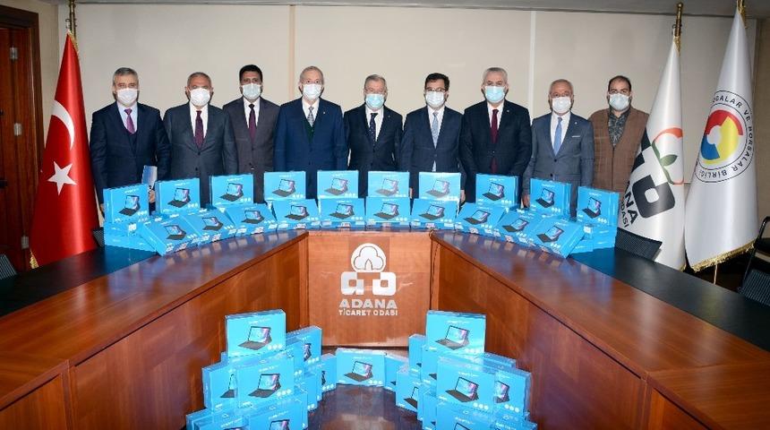 &ldquo;TOBB K&uuml;&ccedil;&uuml;k Parmaklar&rdquo; tablet dağıtım kampanyası