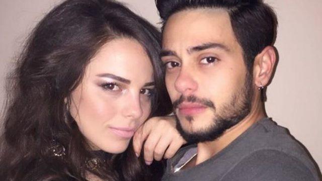 Rüzgar Erkoçlar evlendi mi?