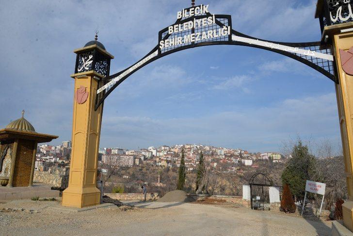 Mezarlıklarda bakım ve temizlik çalışması yapıldı G4