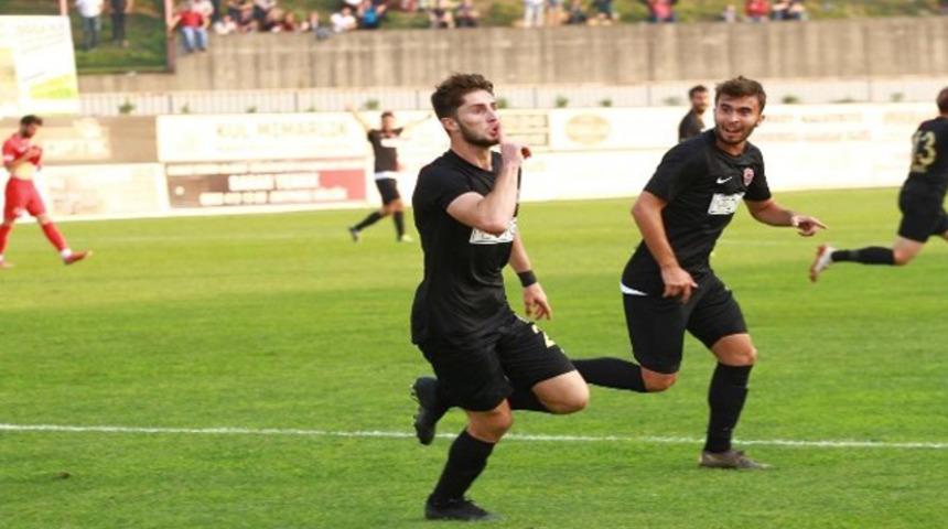 Fenerbahçe İsmail Yüksek'in lisansını çıkardı