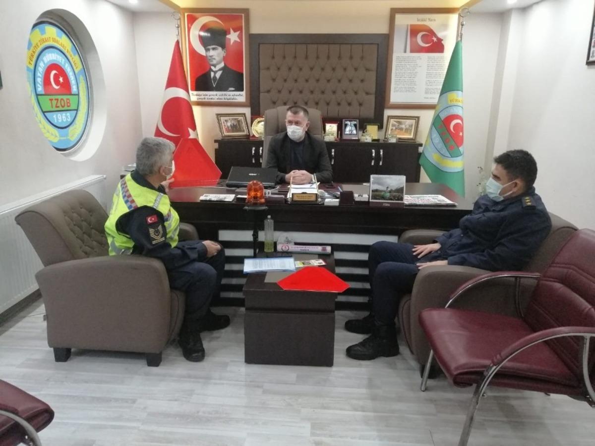 Jandarmadan &lsquo;kaza&rsquo; &ccedil;alıştayı