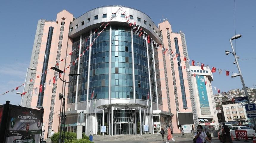 İzmit Belediyesinden ebeveynlere farkındalık eğitimi