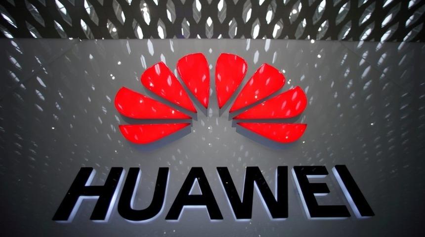 Huawei, Çin'de sokakta yürüyen Uygurların tespitini sağlayan teknolojinin patenti için başvuru yaptı