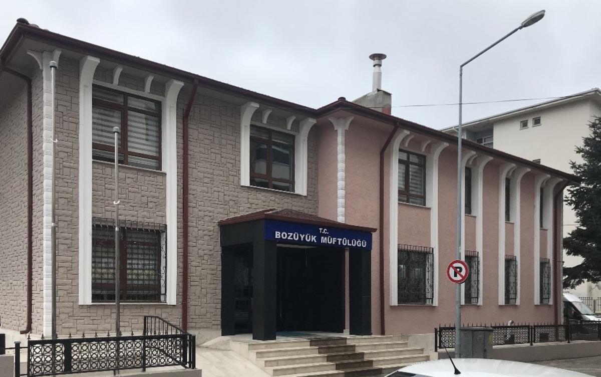 Boz&uuml;y&uuml;k İl&ccedil;e M&uuml;ft&uuml;l&uuml;ğ&uuml; yeni binasına taşındı