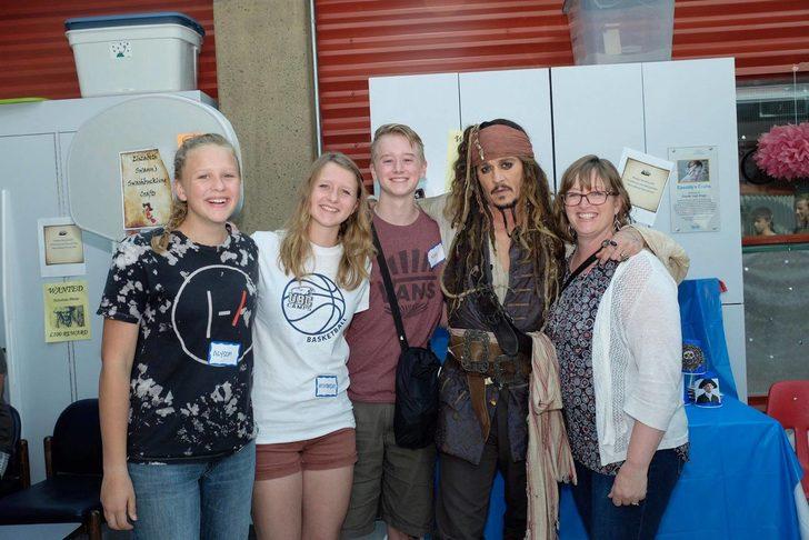 Johnny Depp'ten duygulandıran hareket  G5