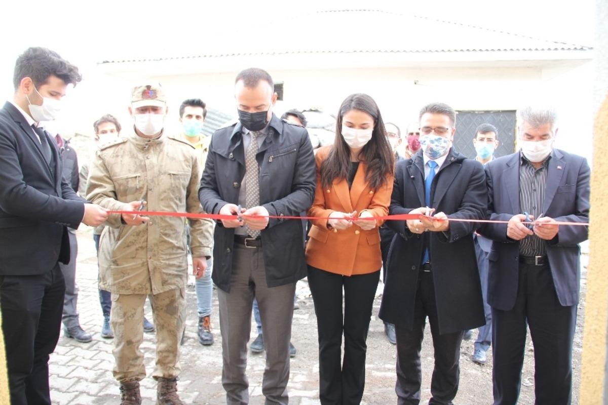 Hamur &Ouml;zdirek İlkokulu anasınıfı ve &ouml;ğretmenler odası a&ccedil;ılışı yapıldı