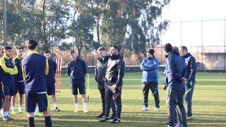 Menemenspor Teknik Direktörü Ümit Karan: Yüreğimizi ortaya koymamız gerekiyor