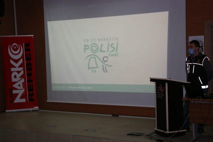 Vali Erkaya Yırık’ın eşi Ayşe Yırık:" Uyuşturucuyla mücadele de en büyük görev anneye düşüyor" G2