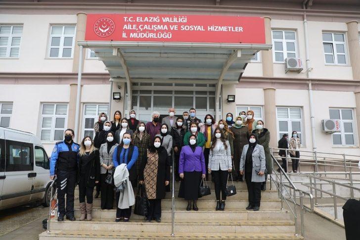 Vali Erkaya Yırık’ın eşi Ayşe Yırık:" Uyuşturucuyla mücadele de en büyük görev anneye düşüyor" G3