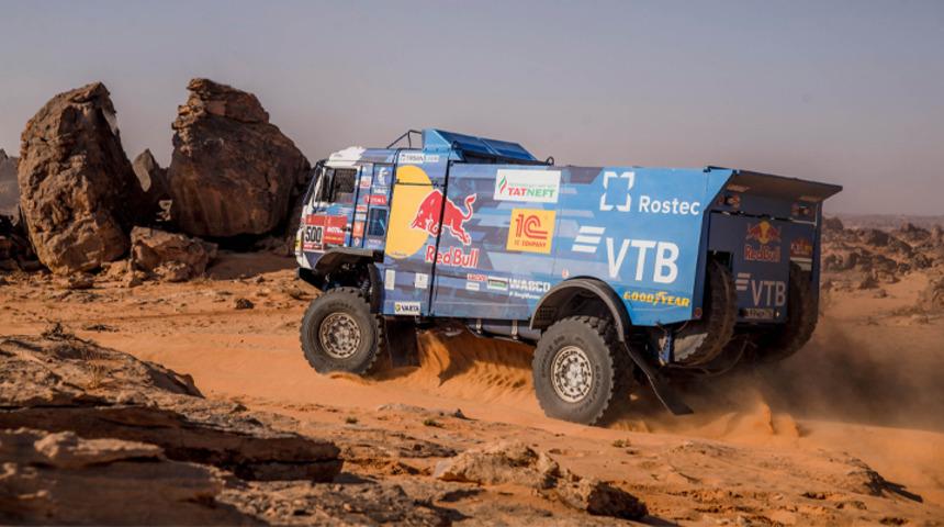 Dakar Rallisi'nde zirve değişmedi