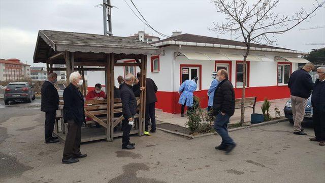 Samsun'da toplu taşıma araçlarının sürücülerine Kovid-19 testi yapılıyor