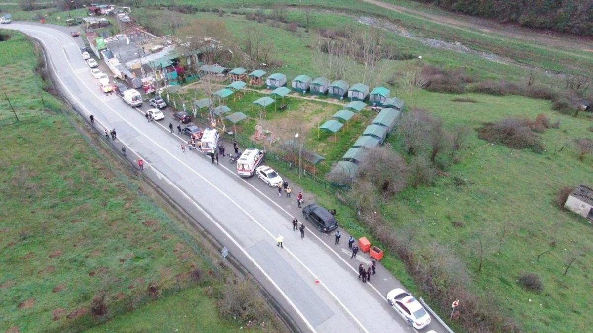 İstanbul&rsquo;da helikopter d&uuml;şt&uuml; ihbarı ekipleri alarma ge&ccedil;irdi