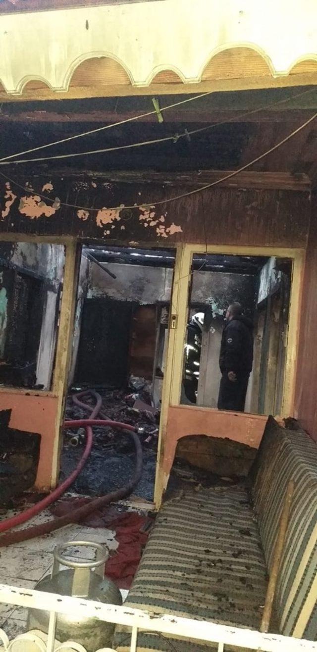 Muratlı’da ev yangını